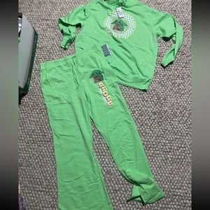 Womens Baby Yoda outfit  Sz medium